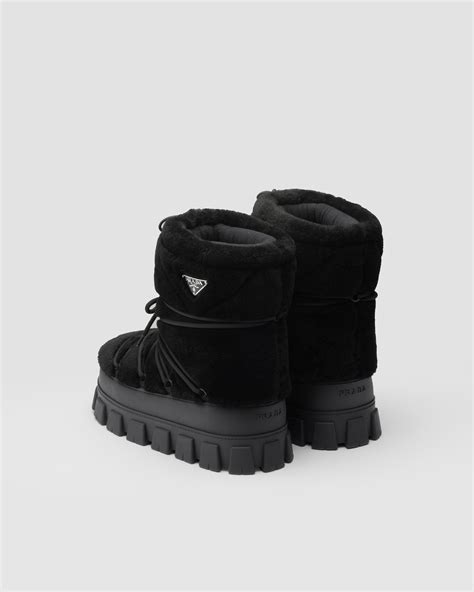 Black Shearling Après Ski Booties 